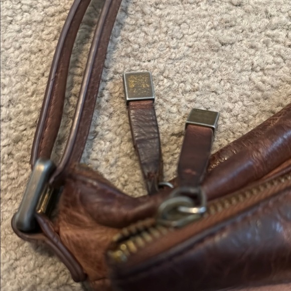 Margot Brown Leather Crossbody Bag with Vintage Charm - Picture 14 of 14